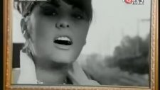 Reyhan Karaca - Sevdik Sevdalandık (Nostalji)