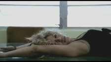 Shakira Feat. Alejandro Sanz - La Tortura