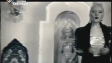Ayla Dikmen - Aşk Defteri (Orjinal Klip)