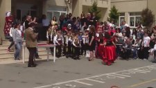 Toki Avrupa Konutları 3/b Sınıfı 2014 23 Nisan Gösterisi