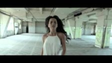 Puya Ft. Inna - Striga