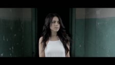 Puya Ft. Inna - Striga