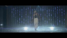 Chris Brown - Turn Up The Music