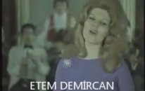 Neşe Karaböcek - O Ağacın Altı