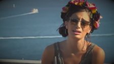İrem Derici - Nazende Sevgilim (Canlı Performans)