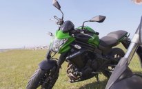 Yamaha MT-07 vs Kawasaki ER-6N