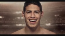 Shakira - La La La (Brazil 2014) ft. Carlinhos Brown