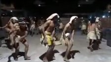 Solomon Adaları Geleneksek Bellona Dansı