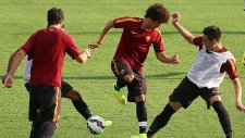 Salih Uçan, Roma'da İlk Golünü Attı