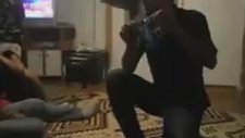 Evin İçinde Torpil Patlatmak