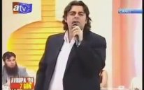 Tuna İlkyaz - Yolları Aşıp Gelirim (Avrupada 7 Gün)