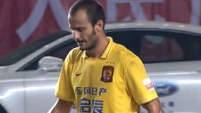 Gilardino saç baş yoldurttu!