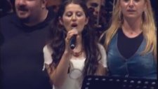 Grup Yorum - Çav Bella (Canlı Performans -25. Yıl Konseri)