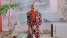 Neon Trees - Sleeping With A Friend
