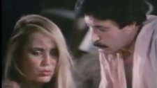 Yanlışlıkla Abiye Vermek - Banu Alkan