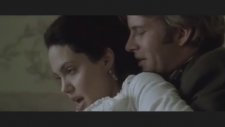 Angelina Jolie - Original Sin'den Bir Sahne