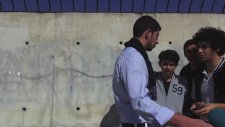 Afrikada İnsanlar Neden Aç - Sokak Sohbetleri