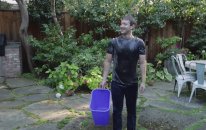 Mark Zuckerberg - Buzlu Su