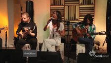 Öykü Gürman - Bırak Güneş Yüzüne Değsin / #akustikhane #garajkonserleri