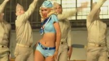 Christina Aguilera - Candyman
