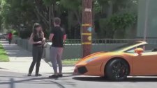 Lamborghini'ye Evet Adama Hayır Diyen Kız