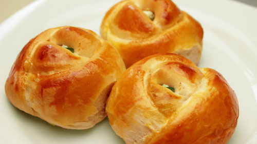VELİBAH ( PATATESLİ MAYALI ÇÖREK ) VELİBAH ( PATATESLİ MAYALI ÇÖREK )