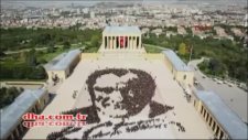 Anıtkabir'de 6000 Kişilik Dev Atatürk Portresi Yapıldı