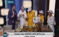 İstanbul Valisi Hüseyin Avni Mutlu Lokmacı Baba'dan Canlı Yayında Lokma Show ( Video )