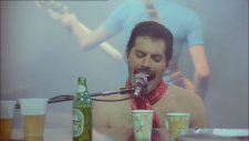 Queen - We Are The Champions