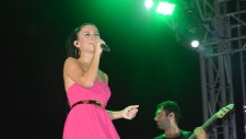 İrem Derici - Nerdesin Aşkım (Canlı Performans)