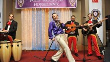 Dedektif Tekin Sahne Gösterisi / Sen Kimsin