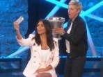 Ellen Kim Kardashian'ın Başından Aşağıya Buzlu Su Döktü