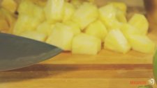 Ananaslı Böğürtlenli Meyve Salatası Tarifi
