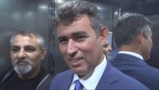 Metin Feyzioğlu Asansörde Mahsur Kalınca