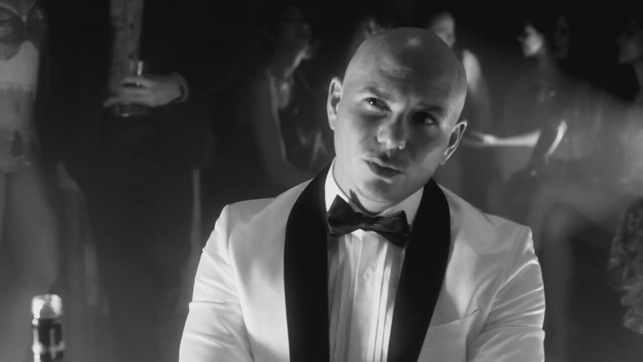 Pitbull feat john ryan. Pitbull & John Ryan. Питбуль певец фаербол. Pitbull feat. John Ryan - Fireball. Pitbull 2014.