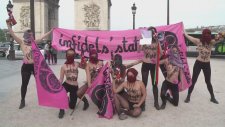 Femen Bu Kez Işid İçin Soyundu