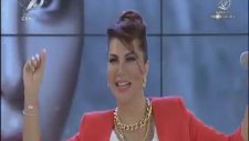 Ebru Yaşar - Ateşim Var Külüm Yok (Canlı Performans)