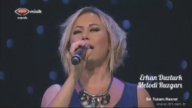 Tugce Pala - Sarmaşık Gülleri Tugce Pala - Sarmaşık Gülleri