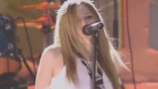 Avril Lavigne - Complicated & Sk8er Boi (Live Vma Preshow 2002)
