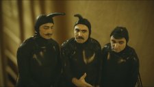 Sivrisineklerin İntikamı / Çok Filim Hareketler Bunlar