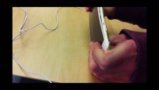 Apple Store'da İphone 6 Plus Bükmeye Çalışan İnsanlar