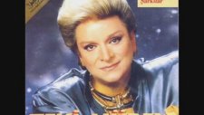 Zeki Müren - Şarkılar Seni Söyler Dillerde Nağme Adın