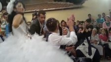 Gelinden Damata Aşıksın Klibi
