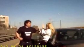 Trafikte Tartıştığı Aileyi Analı Babalı Dövmek