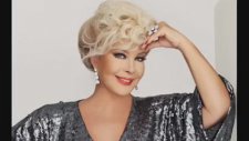Emel Sayın - Bir Dünya Yarattım Yalnız İkimiz İçin