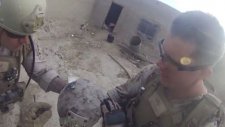 Sniper Kurşunundan Miğferi Sayesinde Kurtulan Asker