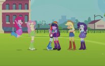 Equestria Girls - Rainbowdash İle Tanış