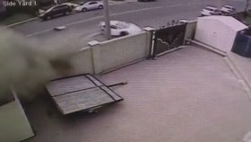 Lamborghini'ye Çelme Takıp İkiye Bölmek