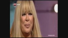Zerrin Özer - Kar Beyazdır Ölüm
