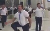 Hunharca Dans Eden Dayı